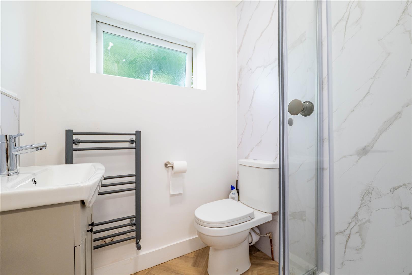 3 bed property in Spendmore Lane, Chorley
